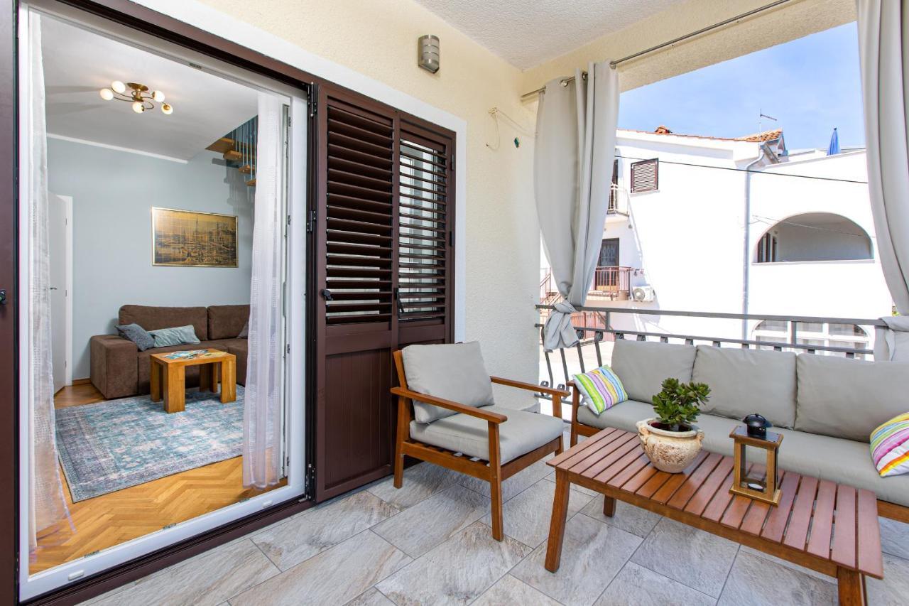 And Charming Apartment In Vantacici Malinska Buitenkant foto
